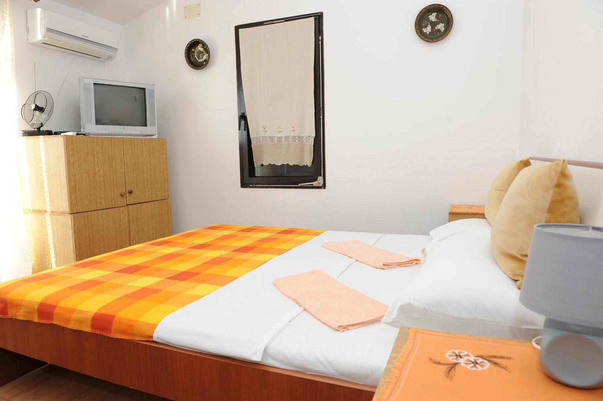 Apartments With A Parking Space Podaca, Makarska - 15748 Номер фото